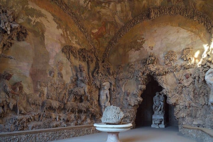 Boboli Gardens with Reserved Entry and Audio Guide