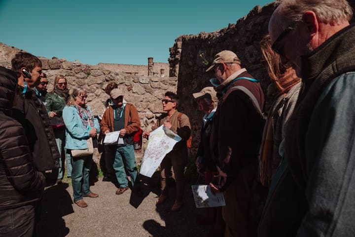 Pompeii Guided Tour with Tasting Experience inside the Ruins