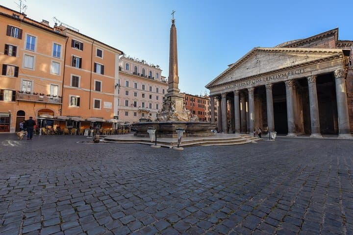 Self-Guided Walking Tour in Rome