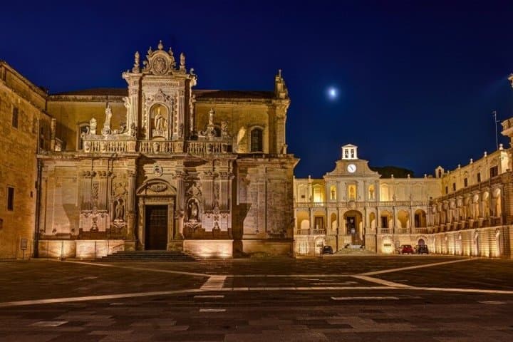 TOP Lecce: Visita Guiada Privada con tu Móvil