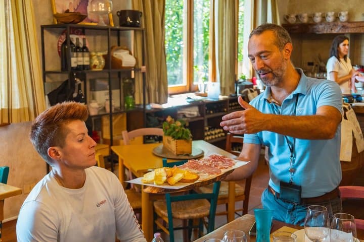 Chianti and Tuscany Hills Vespa Tour with Lunch and Wine Tasting