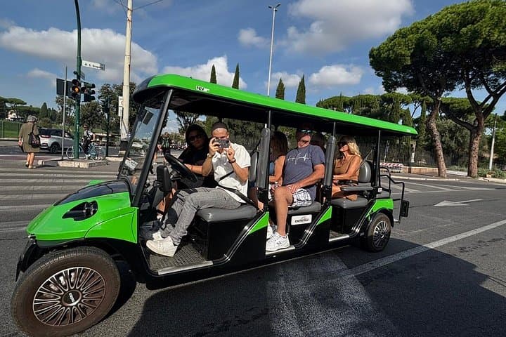 Rome Sunrise Golf Cart Tour with Breakfast & Top Landmarks