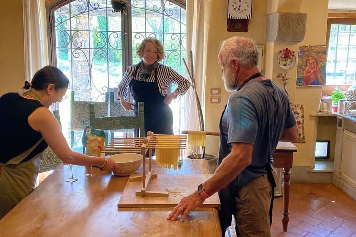 PRIVATE Tuscan Cooking Class & Wine in Maria’s Countryside Home