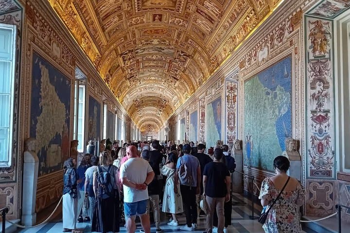 Vatican Museums and Sistine Chapel Express Entry Ticket