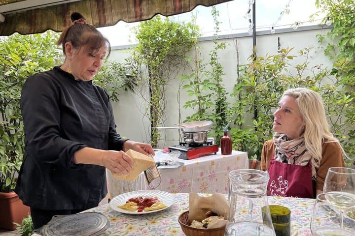 PRIVATE Florence Market Tour & Pasta Class in Cinzia’s Home