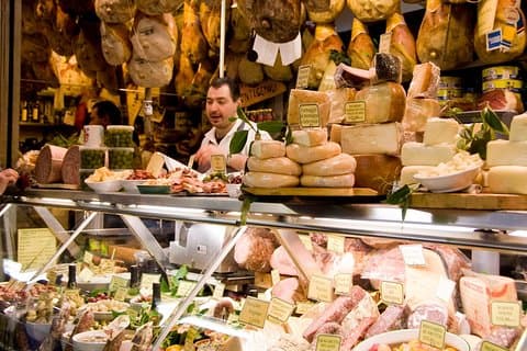 Florence: San Lorenzo Market Food and Wine Tour with Local Expert