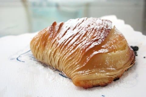 Sfogliatella Napoletana