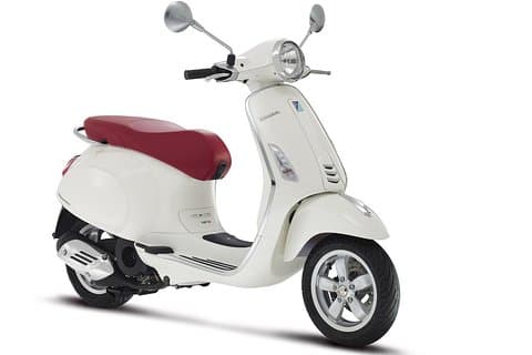 Vespa rental Rome