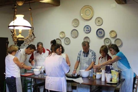 A joyful cooking class