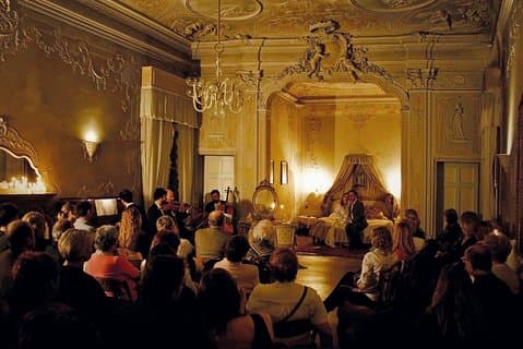 Violetta's room, the alcove
(La Traviata)