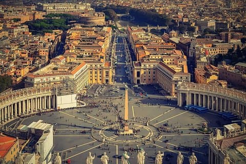 Private 4 hours tour to Vatican Museums, Sistine and StPeter's