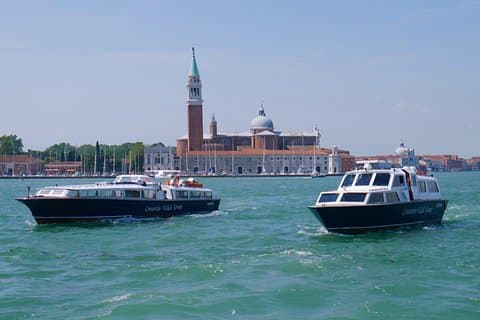 Private Transfer from Marco Polo Airport to Venice