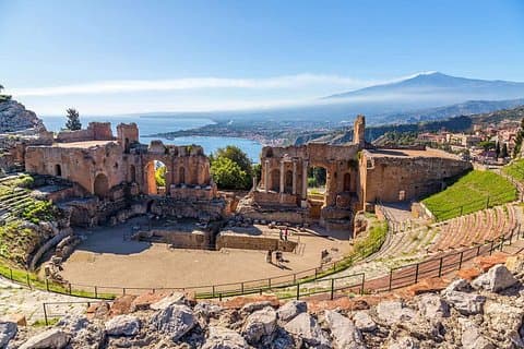 Private Tour of Taormina and Castelmola from Catania