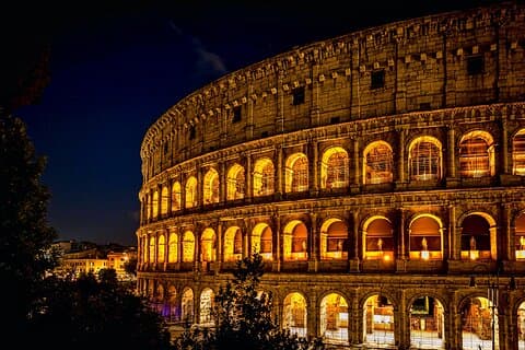 Night Tour of Rome with Local Pizza Dinner and Gelato Experience