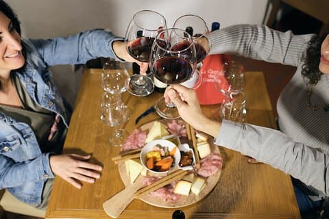 Cheers at the wine tasting in Verona