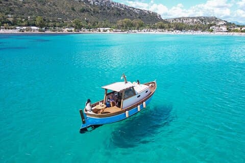 Cagliari boat tour: hidden beaches - aperitif - snorkelling