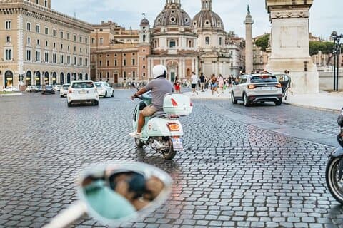 Rome Vespa 125cc Daily Rental