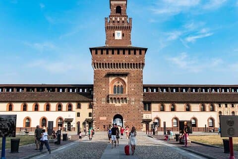 Discover Sforza Castle and Michelangelo’s Pieta Rondanini + ebook