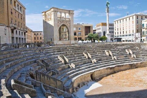 Lecce Walking Tour with Audio and Written Guide by a Local