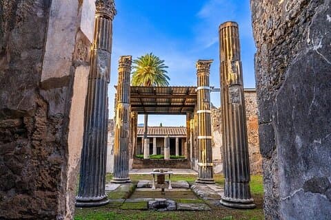 From Rome: Best of Pompeii Guided Tour and Sorrento Day Trip