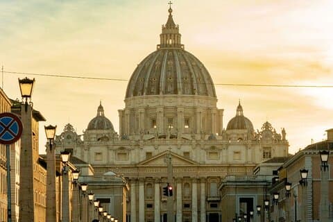 St. Peter's Basilica & Underground Express Guided Tour