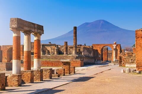 POMPEI Half Day TOUR - Departure from NAPLES Centre (TICKET INCLUDED)