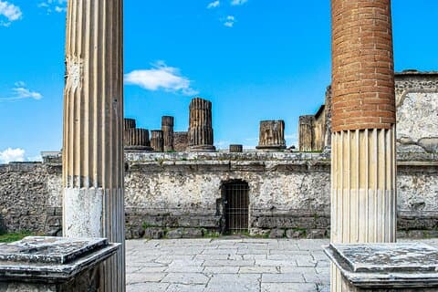Pompeii with an Archaeologist Shared / Private Tour from Sorrento