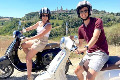 Tuscany vespa tour with amazing views