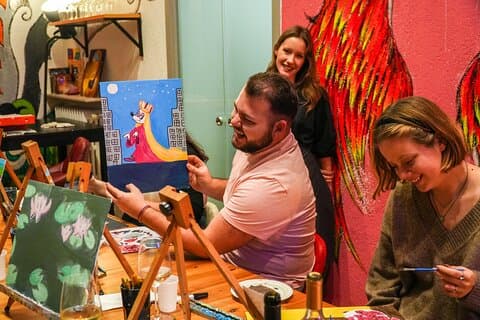 Paint & Sip in a 17th-Century Palazzo with Wine & Pizza