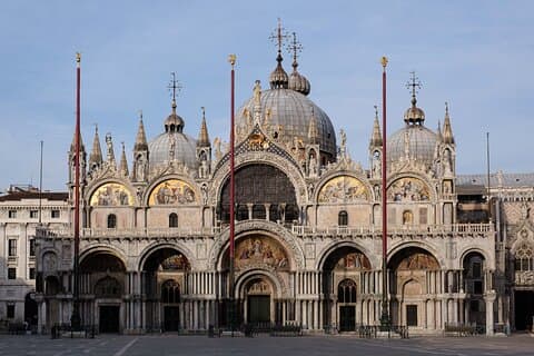 Basilica of San Marcos, with its domes and mosaics is an architectural reference of Venice and key to the identity of the city