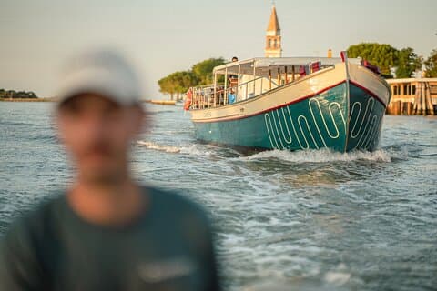 Murano & Burano: Venice Lagoon Cruise on a Traditional Boat
