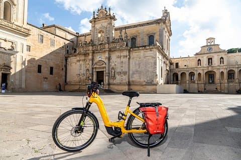 Lecce: Top Quality E-Bike Rental