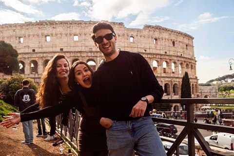 Rome:Private Photographer Experience with Colosseum &Forum Access