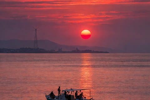 Sunset Tour on Scylla and the Purple Coast
