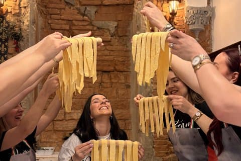 Florence: Fresh Pasta & Tiramisu Cooking Class +Lots of Good Wine