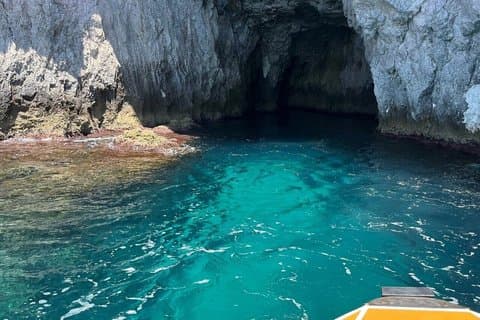 Syracuse Tour of Ortigia Island and the Sea Caves