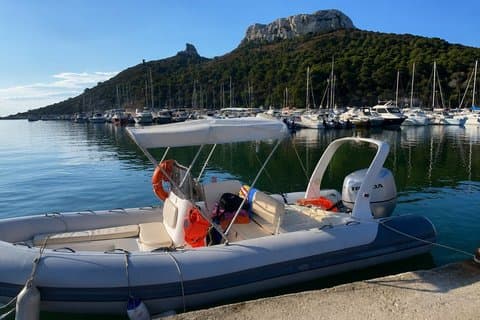 Cagliari Boat tour 5 stops , snorkeling , Sardinian aperitif included
