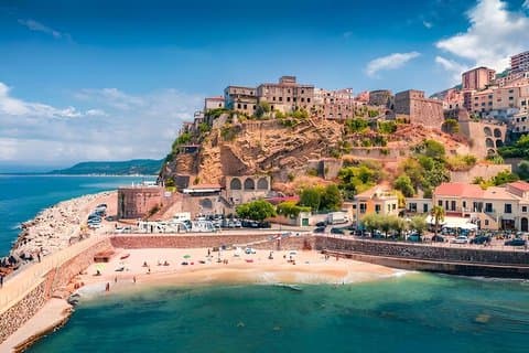 Wonderful Calabria in 8 Days between Sea, History, and Flavors