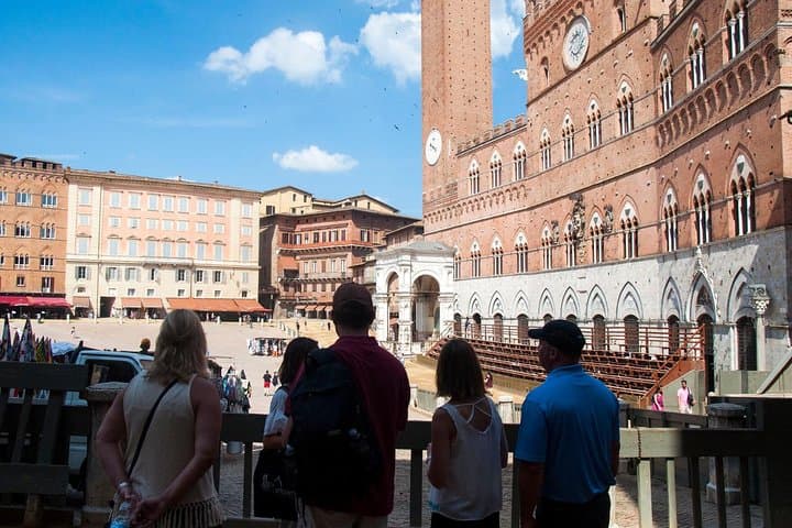 VIP Small-Group TUSCANY GRAND TOUR with lunch