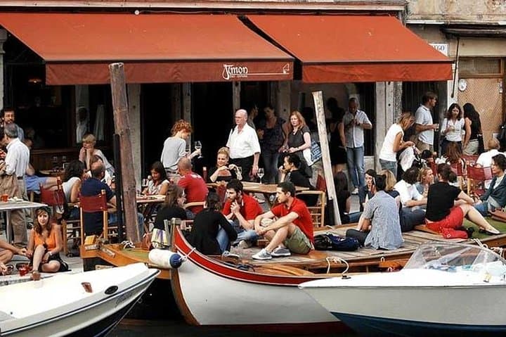 Eat where locals eat