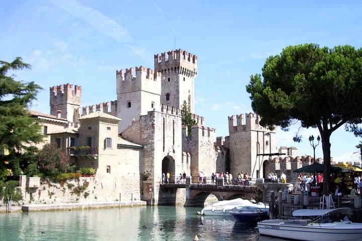 Verona and Lake Garda Day Trip from Bergamo