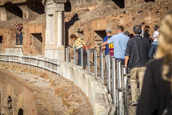 Colosseum, Roman Forum & Palatine Hill with Audioguide