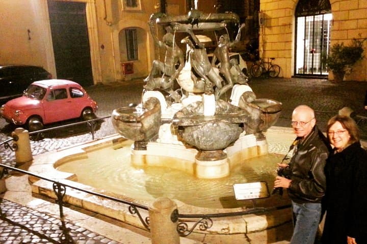 The magic of the Rome by night & you!