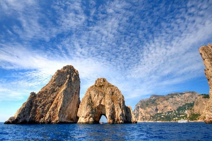 Capri Island Small Group Boat Tour from Rome by Train
