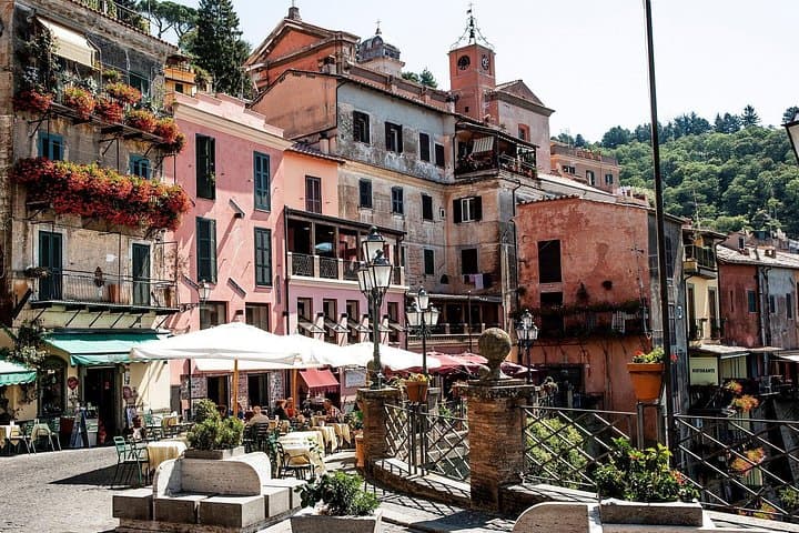 Beautiful Day Trip to Castelli Romani