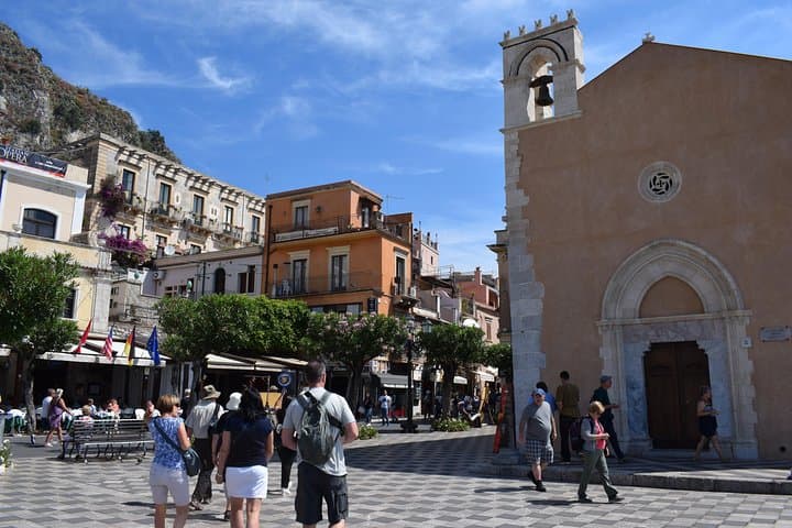 Taormina tour