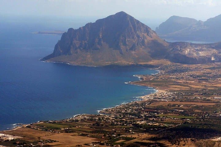From the Mountain to the Sea:Erice and the Reserve of Monte Cofano