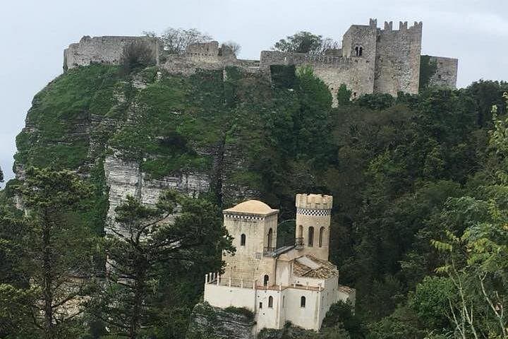 From the Mountain to the Sea:Erice and the Reserve of Monte Cofano