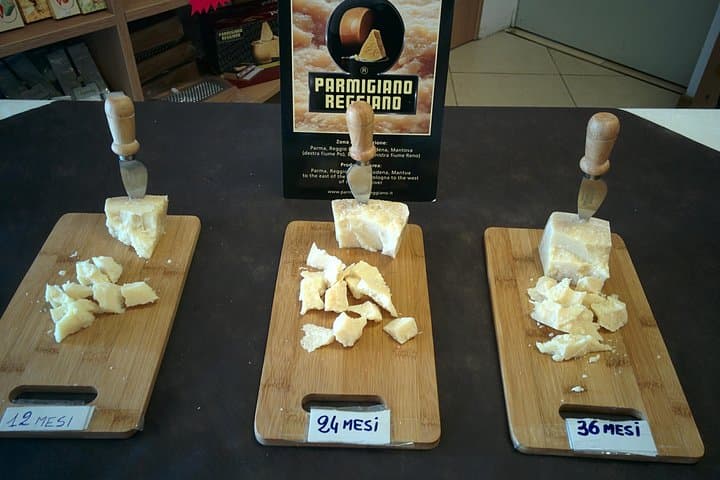 Tasting cheese
