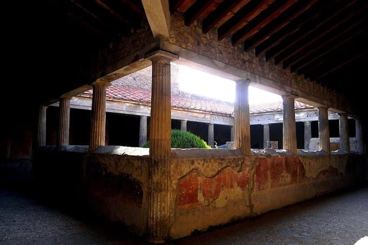Private Scenic Amalfi Coast & Pompeii Day Tour